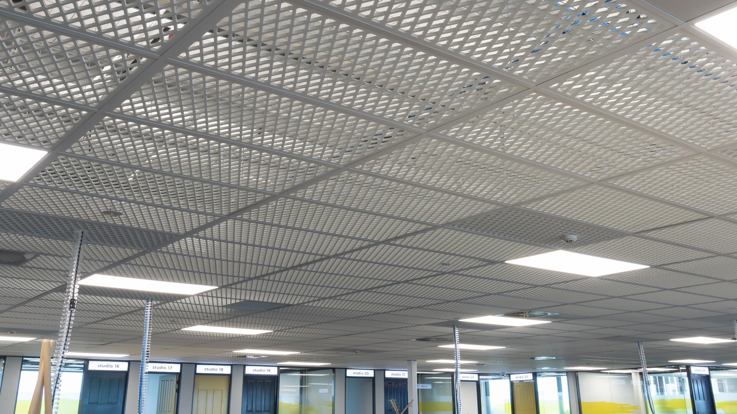 Biz Dojo - Polyfon Mesh white