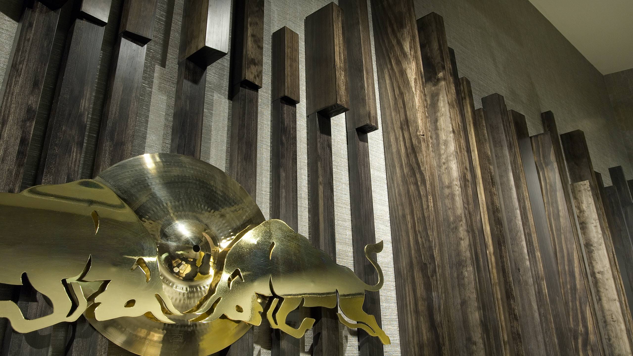 Red Bull Studio - Ridgline diffuser wall system